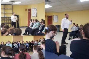 In honor of Rosh Chodesh, Rabbi Yaakov Lehrfield, the Morah D'asrah of the Young Israel of Staten Island delivered a beautiful story about Kiddush Hashem to our 5-8 graders.